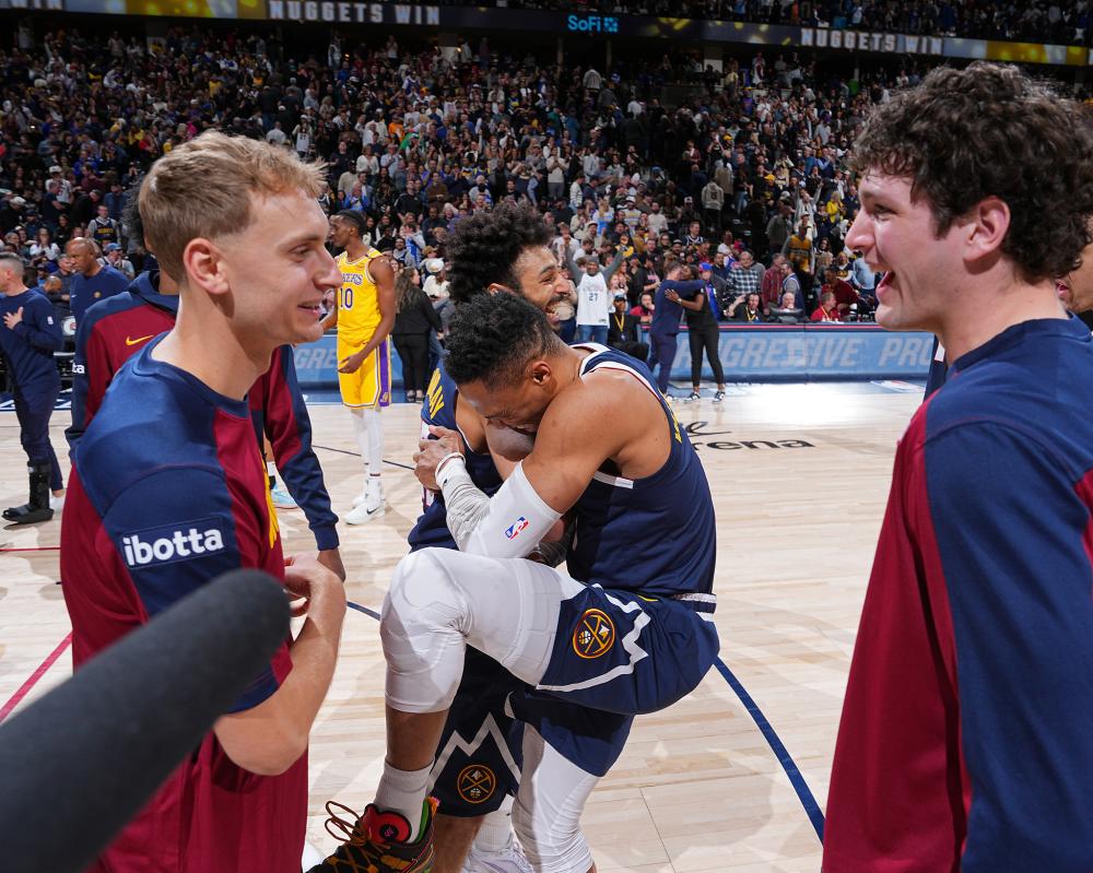 车手之间的 车手之间的